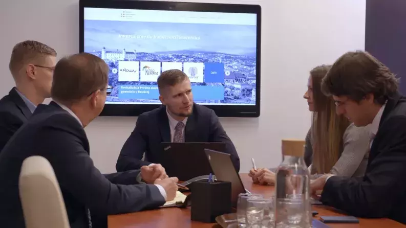 Interview with SIH video thumbnail Interview with SIH video thumbnail