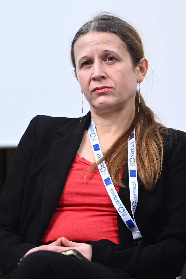 Ms Katarzyna Pawlak