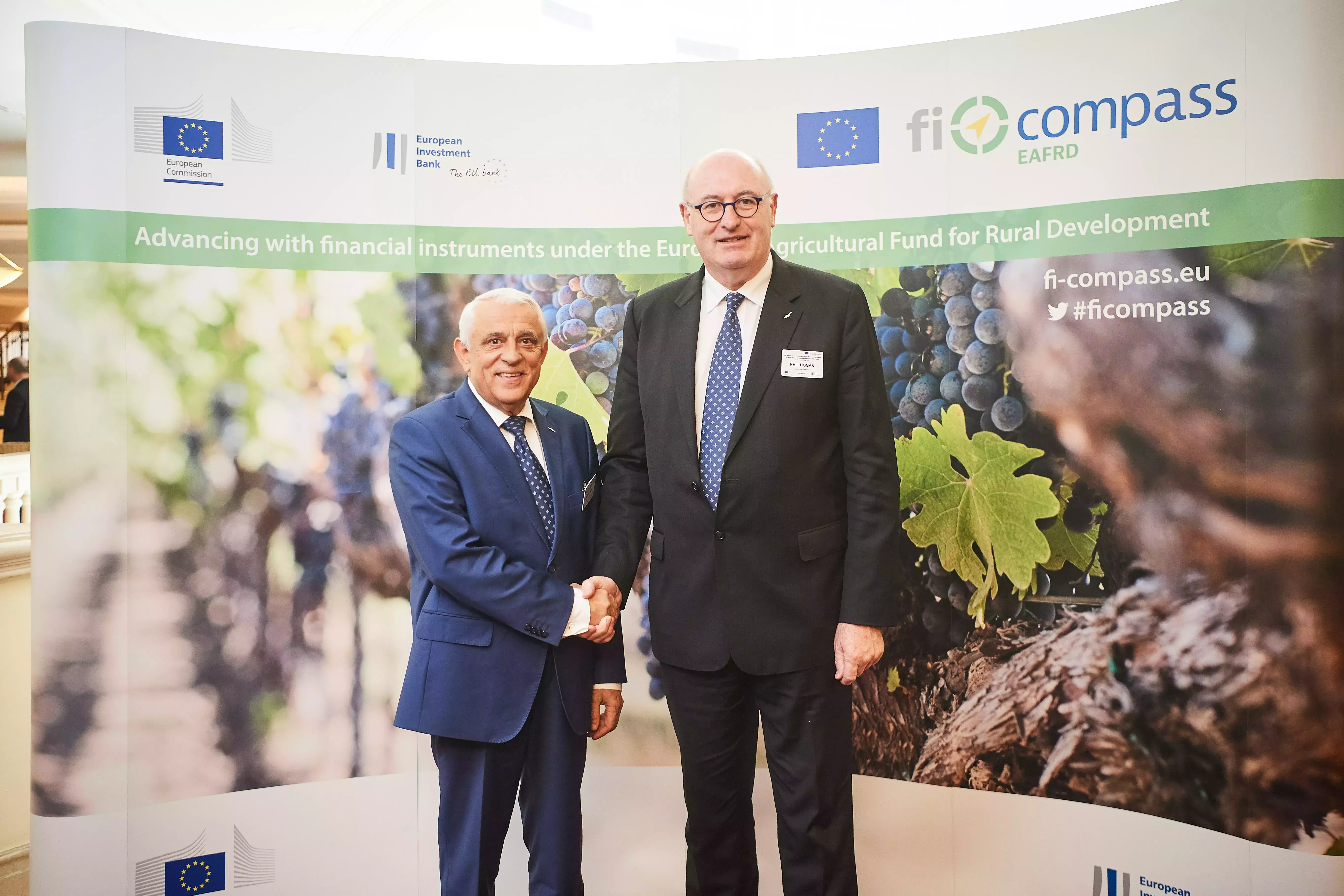 Mr Petre Daea, Minister of Agriculture and Rural Development, Romanian Presidency of the Council of the EU, Mr Phil Hogan, European Commissioner for Agriculture and Rural Development Mr Petre Daea, Minister of Agriculture and Rural Development, Romanian Presidency of the Council of the EU, Mr Phil Hogan, European Commissioner for Agriculture and Rural Development